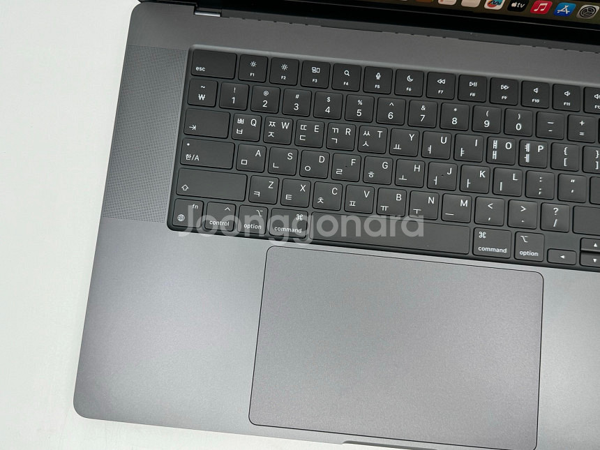 맥북프로 16인치 M3 512GB 18GB 스페이스 블...--2