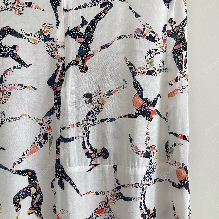 빔바이롤라 BIMBA Y LOLA 일러스트 원피스/ 한섬 타임 마인 랑방 띠어리 이자벨마랑 바네사브루노 구호 마쥬 ... 이미지