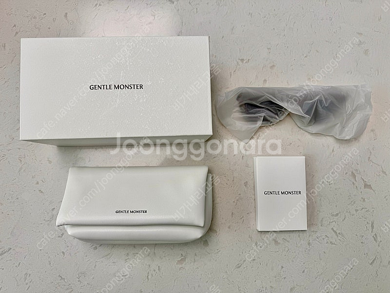 젠틀몬스터 휴이 선글라스--1