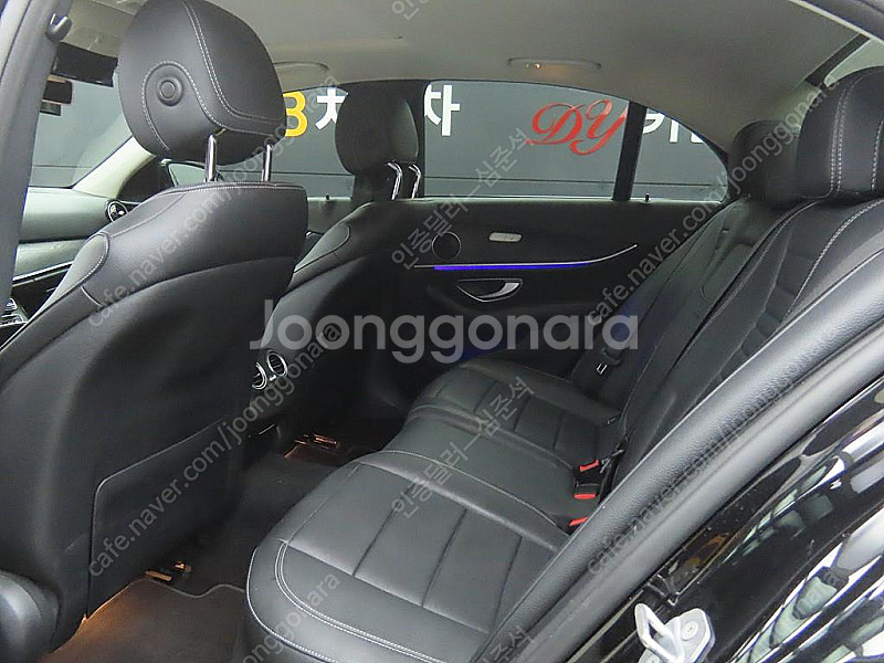 벤츠E-클래스 W213 E220d 4MATIC 아방가르...--5