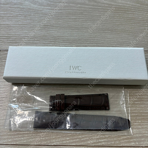 iwc 악어가죽 스트랩(새상품)