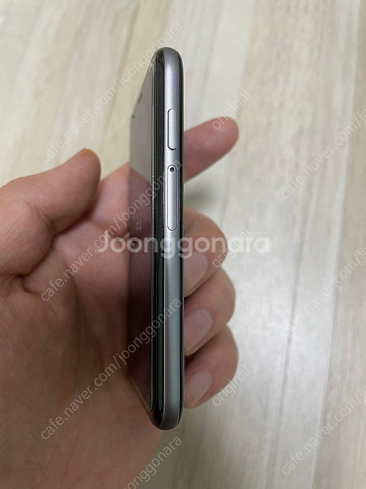 팜폰 pvg100 글로벌판 가죽케이스 포함 판매합니다--2