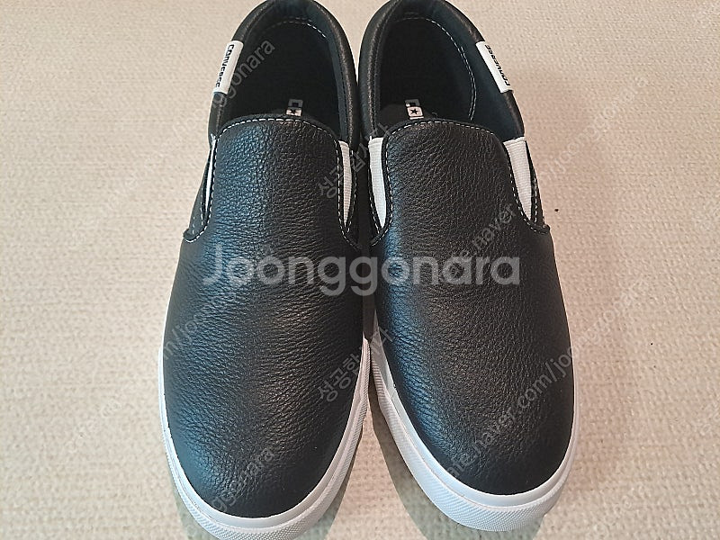 <235mm/20,000원/무료배송> 컨버스 슬립온 레더--1