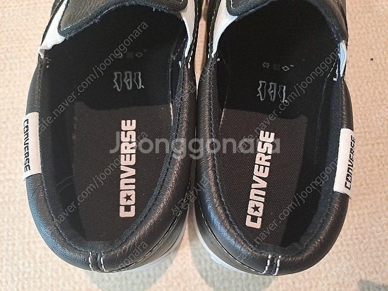 <235mm/20,000원/무료배송> 컨버스 슬립온 레더--4