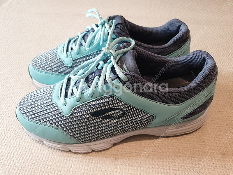 <235mm/10,000원/무료배송> 프로스펙스 런닝화--0