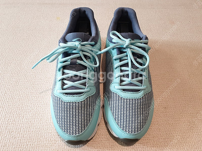 <235mm/10,000원/무료배송> 프로스펙스 런닝화--1