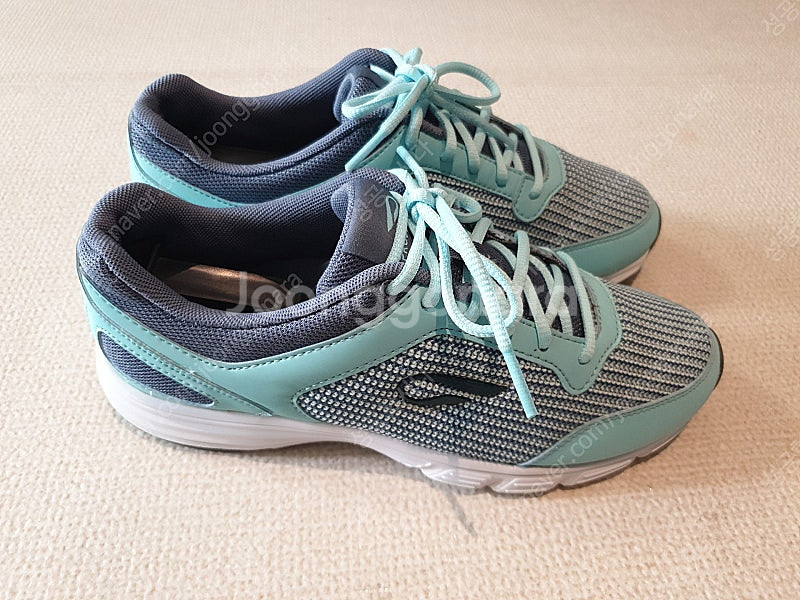 <235mm/10,000원/무료배송> 프로스펙스 런닝화--2