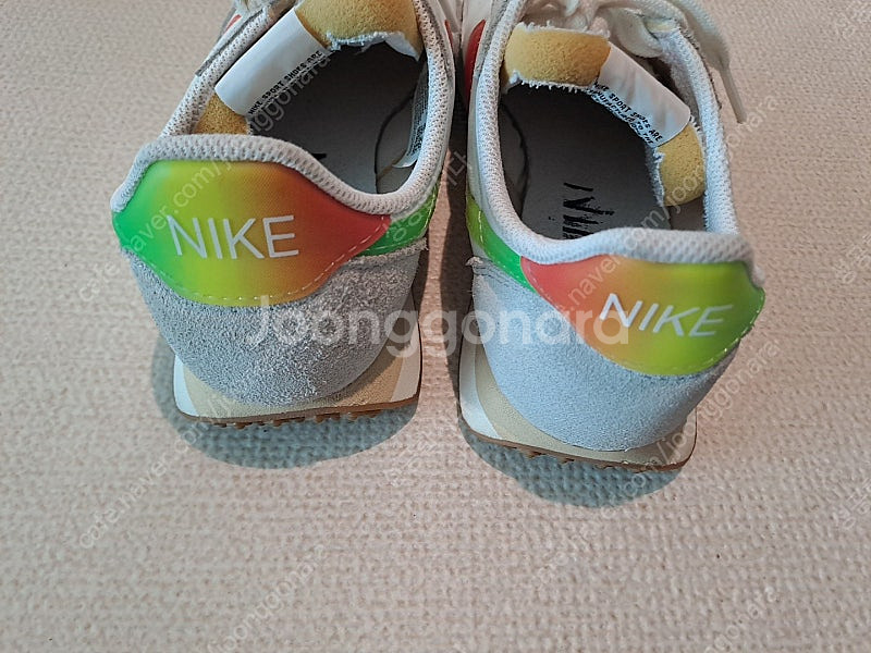 <240mm/25,000원/무료배송> 나이키 와플 트레이너 2 라이트본 그린--3