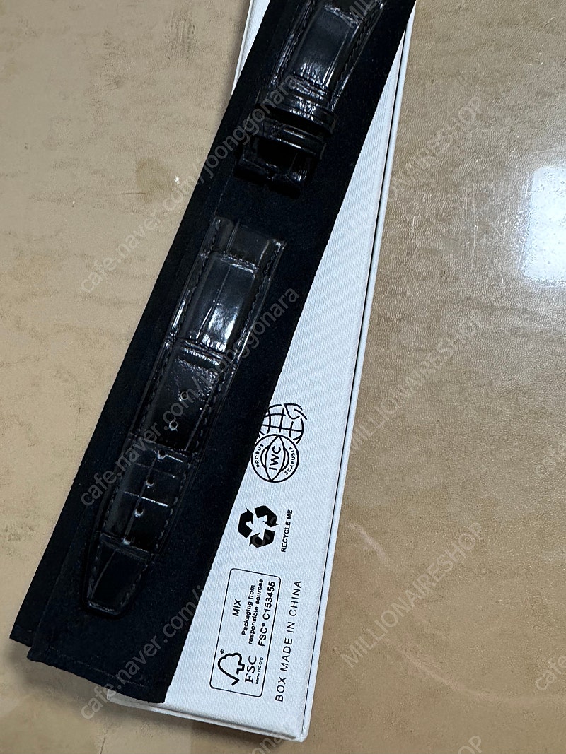 IWC 포르투기저 3716 블랙 정품 악어 가죽스트랩 (XS사이즈)