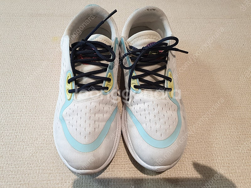 <240mm/22,000원/무료배송> 나이키 조이라이드--1