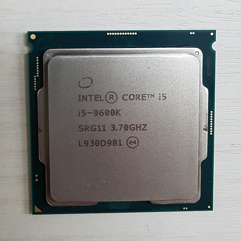 i5 9600K + ECS H310CH5-M2DV 보드 + 삼성전자 DDR4-2666 16GB (8GB x 2개)