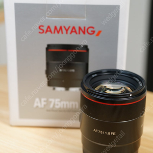 삼양 AF 75mm f1.8 FE(소니마운트) 팝니다