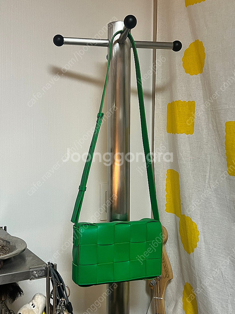 보테가베네타 카세트백 그린--0