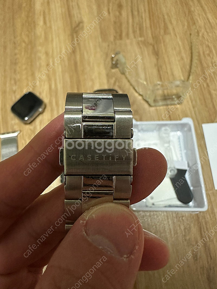 애플워치 8 45mm 스테인리스 실버, 케이스티파이 커...--4