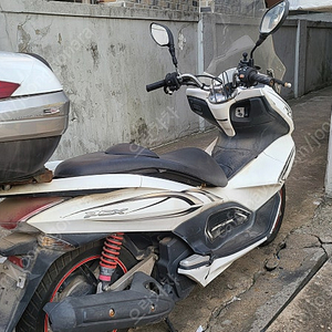 부품용 13년식 pcx 35000?키로 20만에 넘깁니다. [서류있음]