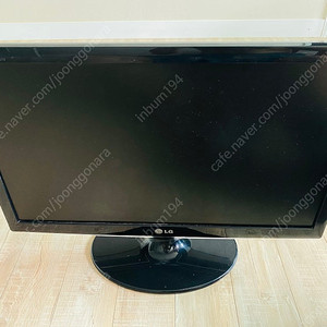 LG Flatron W2261V-PF / 22인치 모니터 팝니다.