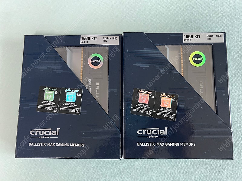 마이크론 Crucial Ballistix MAX DDR4-4000 CL18 RGB Black 패키지 (16GB(8Gx2)) 2set팝니다.