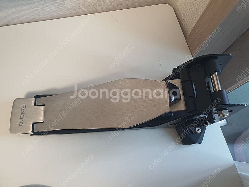 롤랜드 전자드럼 킥페달 KT-9--1