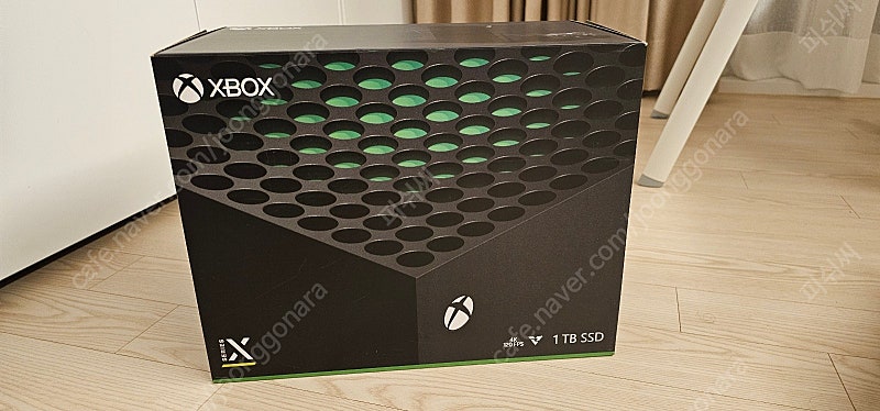 XBOX SERIES X (패드2개 포함) 팝니다