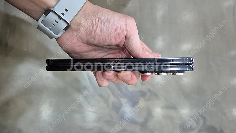 폴드5 512검정 팝니다.--4