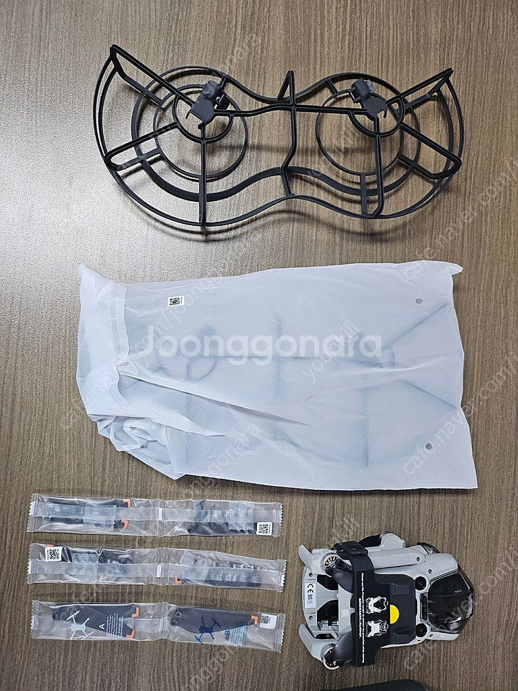 드론 DJI MINI 4 PRO 팝니다 (5분 시험주행...--1