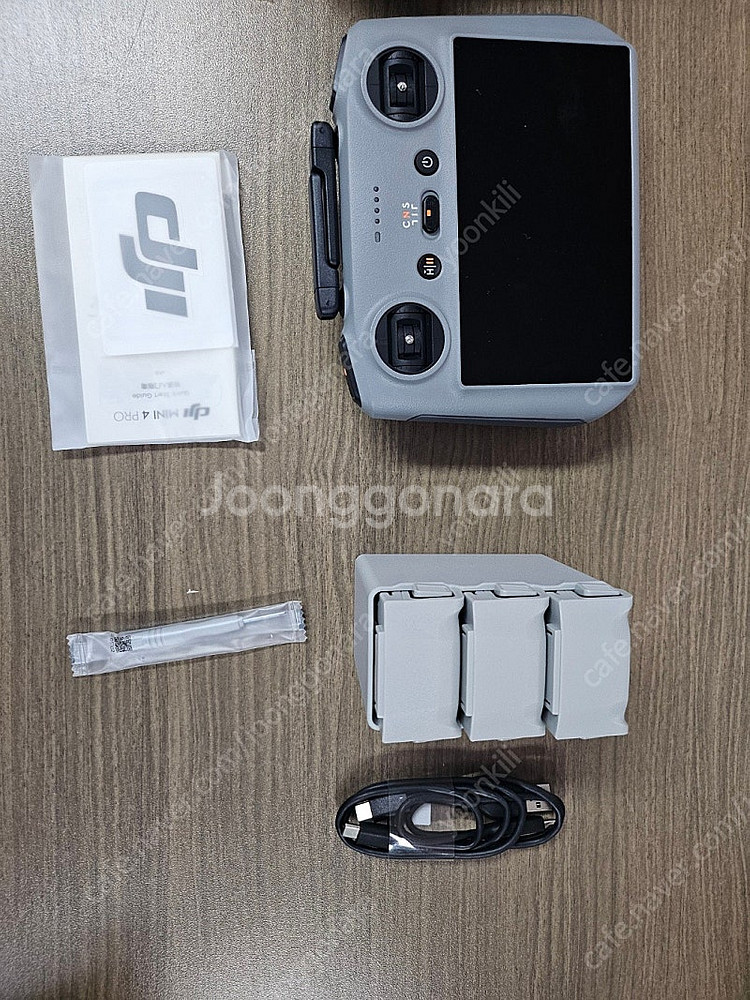 드론 DJI MINI 4 PRO 팝니다 (5분 시험주행...--2
