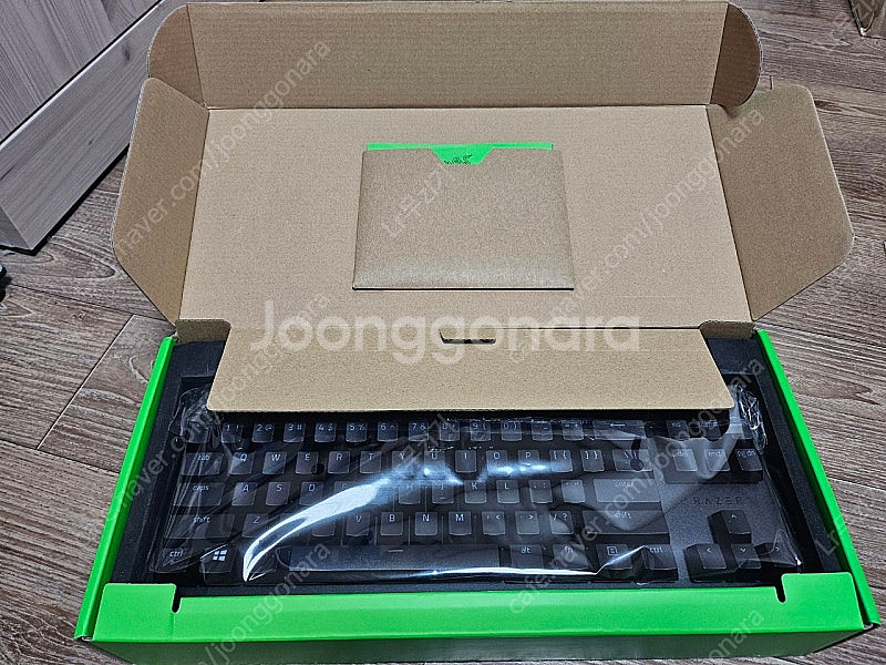 (미사용) 레이저 헌츠맨 v2 텐키리스 리니어 팝니다.--3