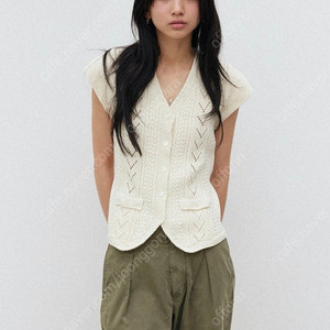 파크투 Khaite vest knit