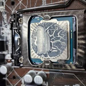 Intel i5-4690 + ASRock B85M-HDS + 삼성 DDR3 8G(4G * 2) 택포 5만원