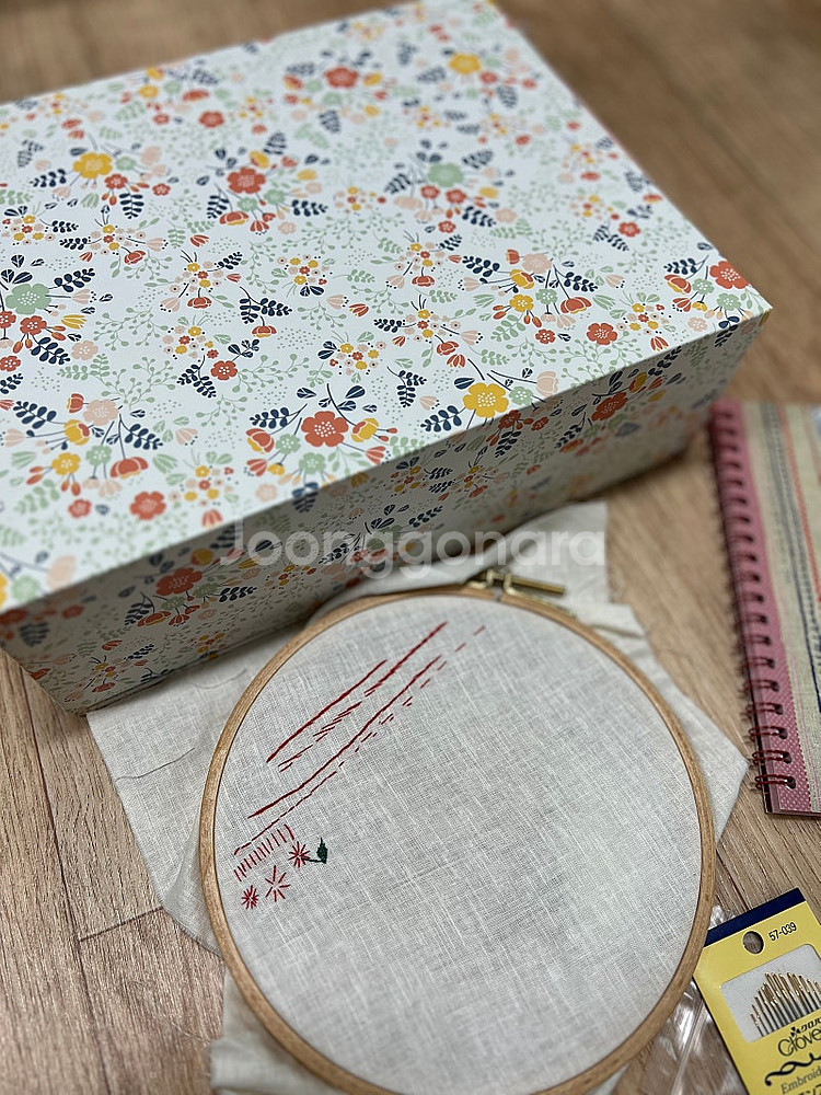 프랑스자수 diy 6개 +자수바늘세트+도서 2권 일괄판매--5