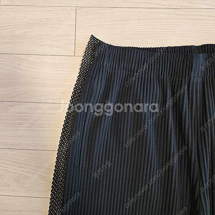 이세이미야케 Me 플리츠팬츠 블랙--3