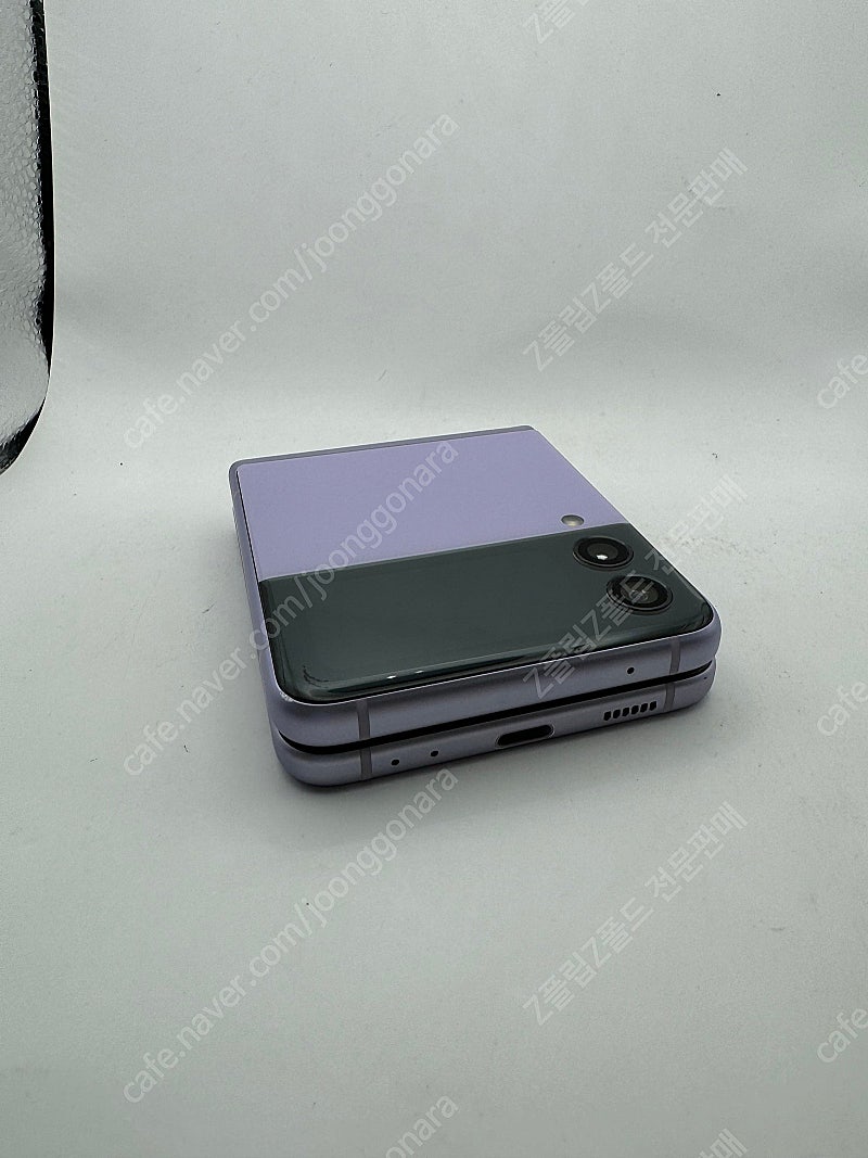 갤럭시 z플립3 무잔상 무결점폰 20만원 초특가 판매합니다.