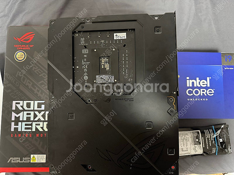i9-14900k asus z790 maximus he...--3