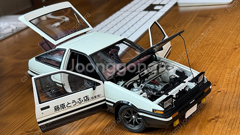 오토아트 - 도요타 스프린터 트레노 (AE86), 이니...--6