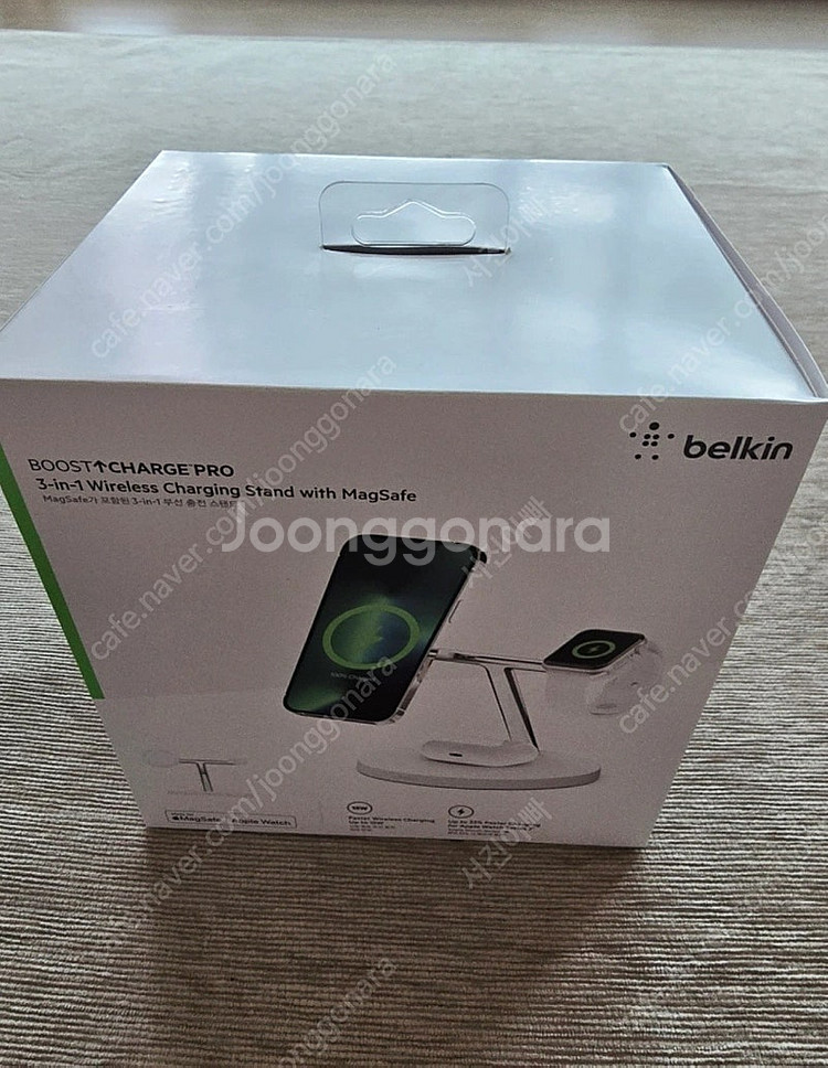 벨킨 3-in-1 충전기(화이트) 새상품 판매합니다--0