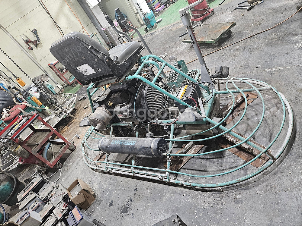 중고쌍발기 화이트맨 HTN 27마력 오난엔진 46인치--3