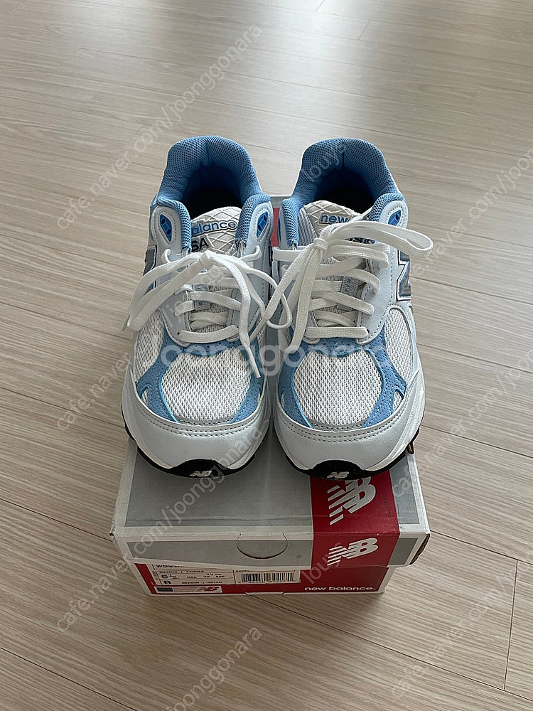 뉴발란스 990v3 225mm 화이트블루실버 판매합니다...--2