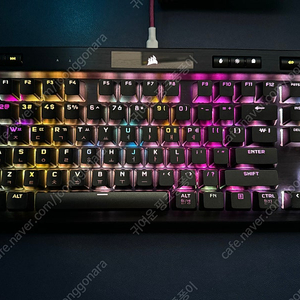 공방풀윤활 커세어 K70 RGB TKL 적축 게이밍키보드 팝니다