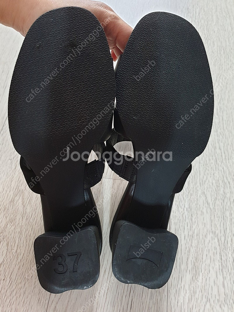 (중고) 캠퍼 케이티 힐 37(240)--1