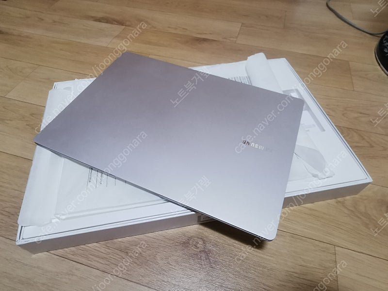 부산직거래 갤럭시북3 프로 실버 윈도우 포함 모델