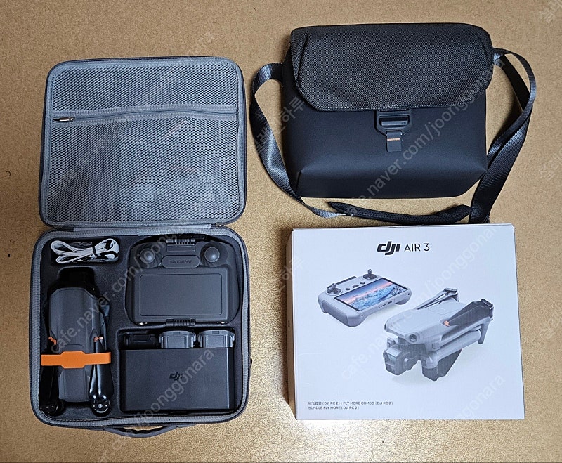 DJI AIR3 플라이 모어 콤보+악세사리10가지(마이크로카드2개, 초고속충전기, 등)판매하옵니다