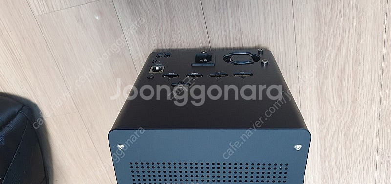 기가바이트 어로스 RTX 3090 게아망박스 팝니다 보...--3