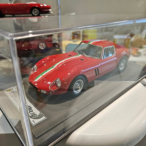 1:18 bbr ferrari 365 캘리포니아, 400sa, 250, 275 등 팝니다.[ 오토아트 cmc mr ]