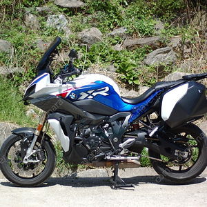 s1000 xr