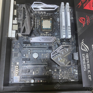 i7 8700k 뚜따 + z370 막시무스 히어로 + 커세어 rgb 16gb 램 팝니다