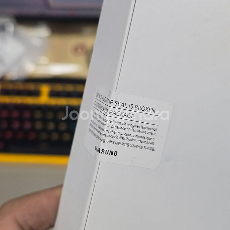 갤럭시 탭S7FE 미스틱 실버 64GB 미개봉 42만에...--2