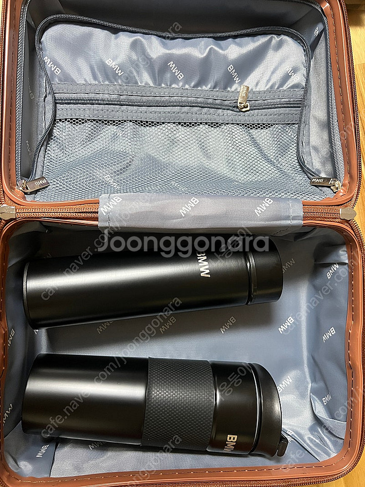 Bmw레디백 + 텀블러 2 개--3