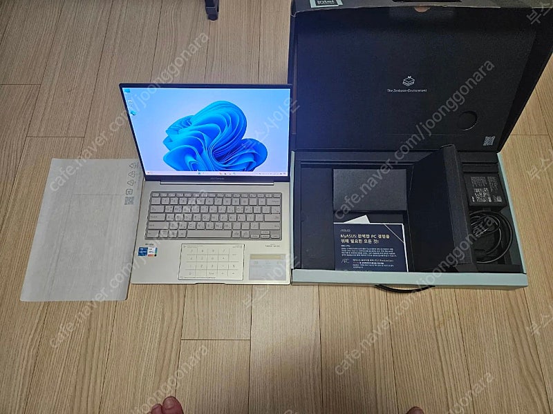 아수스 젠북 14x oled 노트북 새상품급 판매합니다 UX3404VA