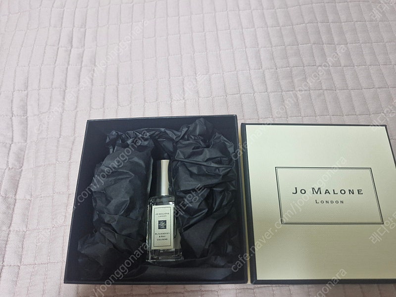 조말론 블랙베리 앤 베이 50ml 팝니다. 운포 70,000원 (미니 시니어쳐 포함)