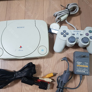 일판 미니플스1 psone ps one scph-100 1인세트 노개조 플레이용 판매합니다.